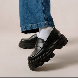 Alohas Trailblazer Lug sole loafer